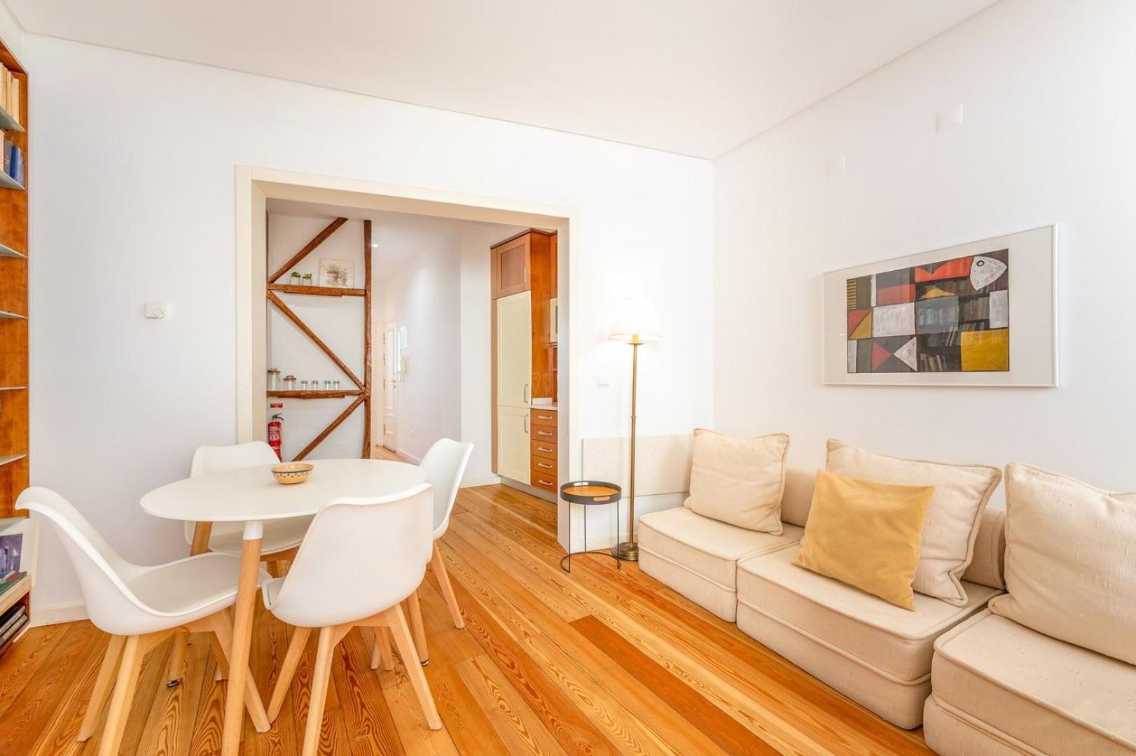 Guestready - Charming With A Garden * Lisbon